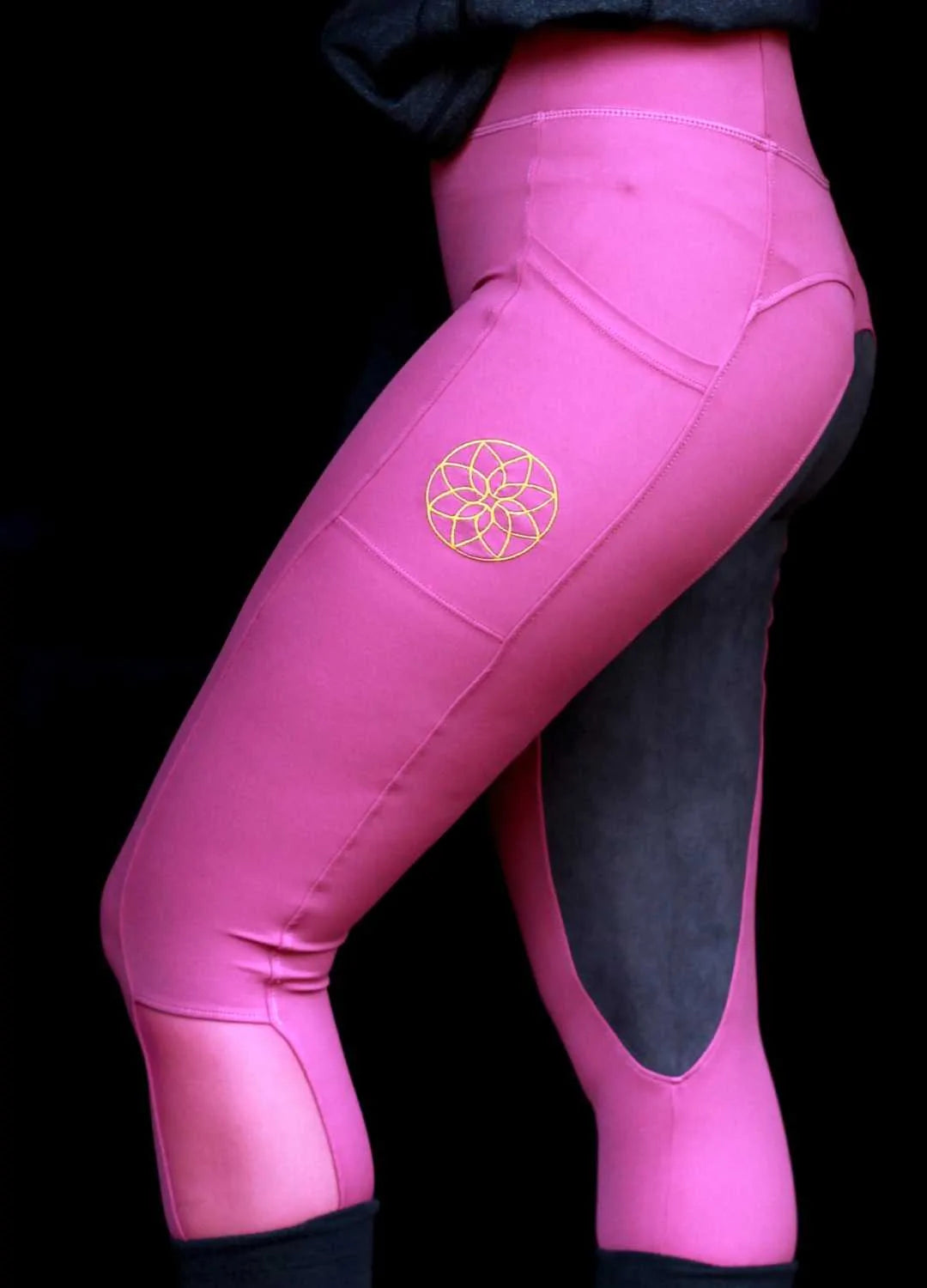 Miss Magenta Yogings