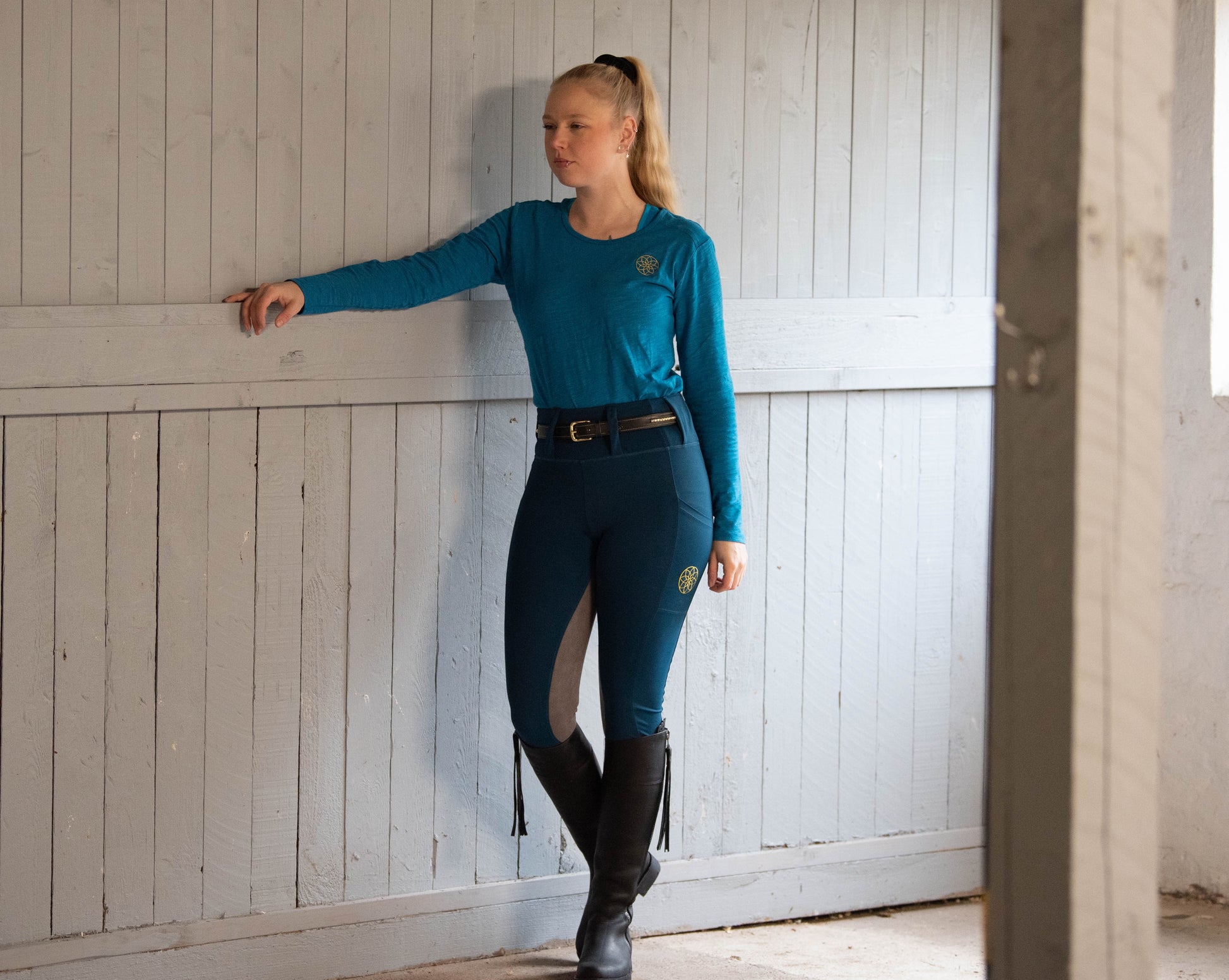 Ocean Blue Yogings w belt straps!