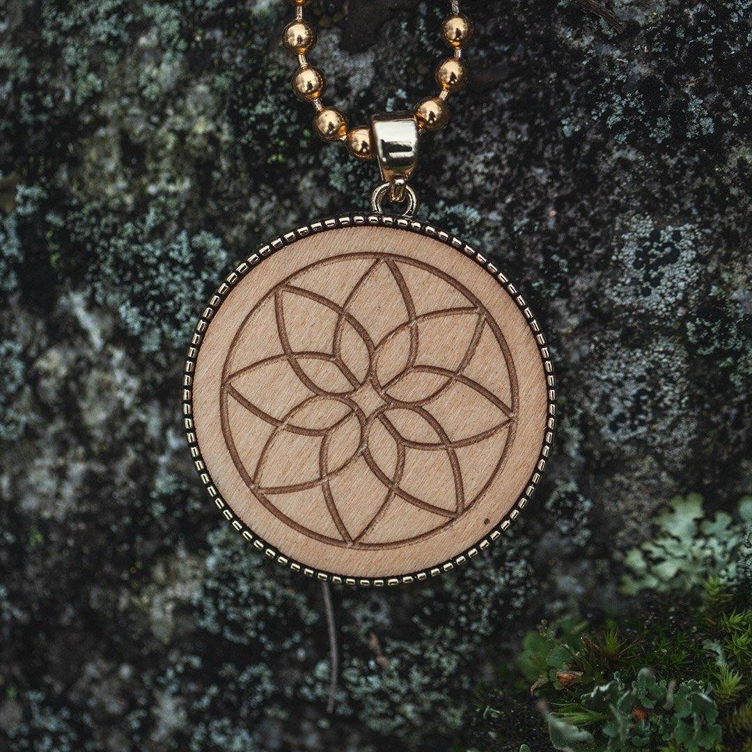 Bohemian Wooden necklace - The Bohemian Horse